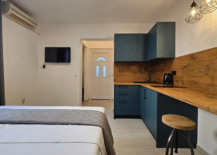 Studio A - Cozy Place For Two